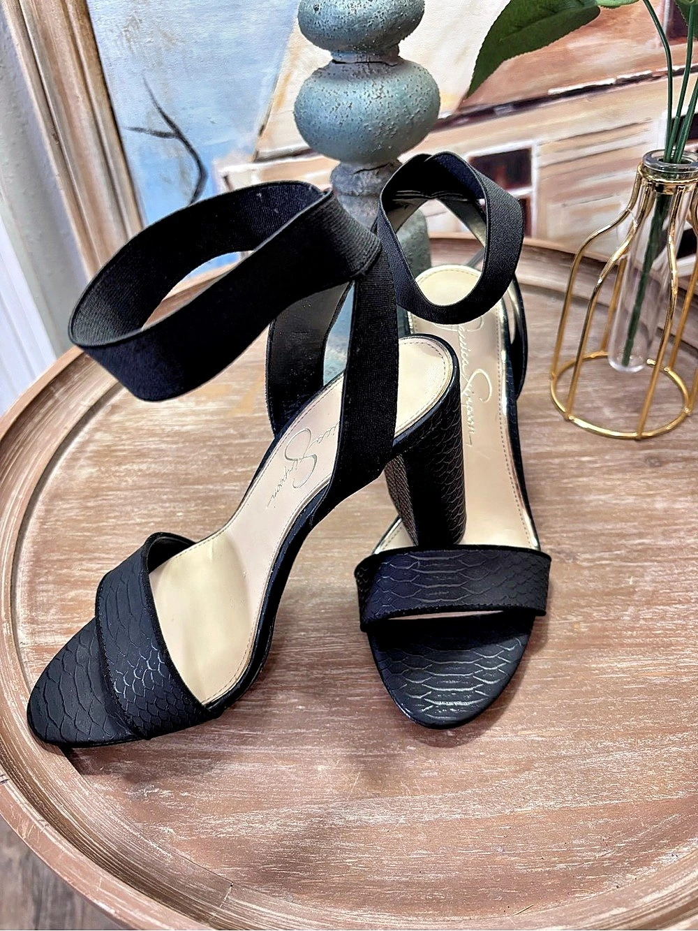 Jessica Simpson Black Ankle Strap Textured Block Heels Women 7.5 - Picture 3 of 7